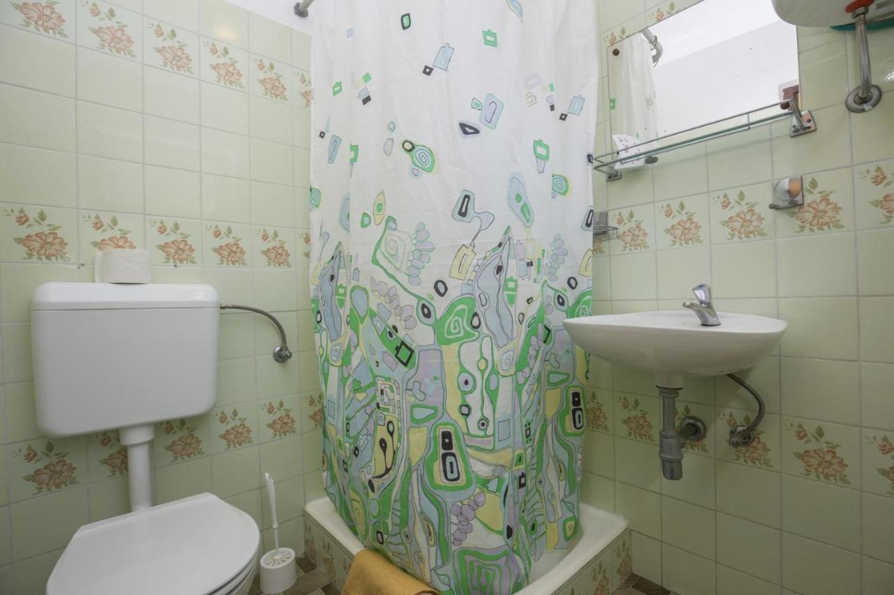 Rooms Padovan B&B Banjol Buitenkant foto