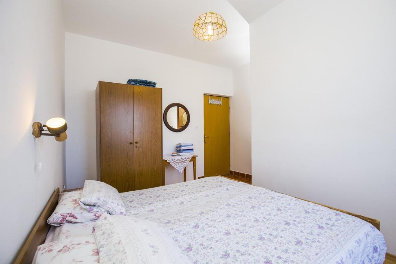 Rooms Padovan B&B Banjol Buitenkant foto